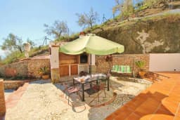 Rustic Country Villa with Pool & Mango Plantation — Frigiliana, Frigiliana — photo 19 of 31