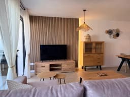 Brand New 3-Bedroom Apartment in One 80 Suites, Estepona — photo 3 of 33