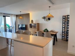Brand New 3-Bedroom Apartment in One 80 Suites, Estepona — photo 9 of 33