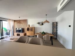 Brand New 3-Bedroom Apartment in One 80 Suites, Estepona — photo 12 of 33