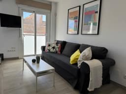 Monthly Rental | Renovated Penthouse in Torre de Benagalbón, Rincón de la Victoria - Photo 1