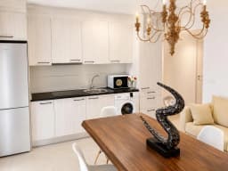 Winter Rental | Renovated 2-Bed Apartment with Sea Views — Caleta de Vélez, Vélez-Málaga — photo 5 of 6
