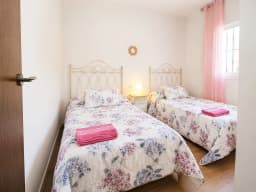Winter Rental — 4-Bed Villa with Private Pool & Jacuzzi in Arenas (Axarquía), Arenas — photo 17 of 23