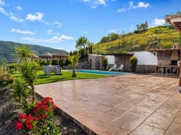 Winter Rental — 4-Bed Villa with Private Pool & Jacuzzi in Arenas (Axarquía), Arenas — photo 4 of 23